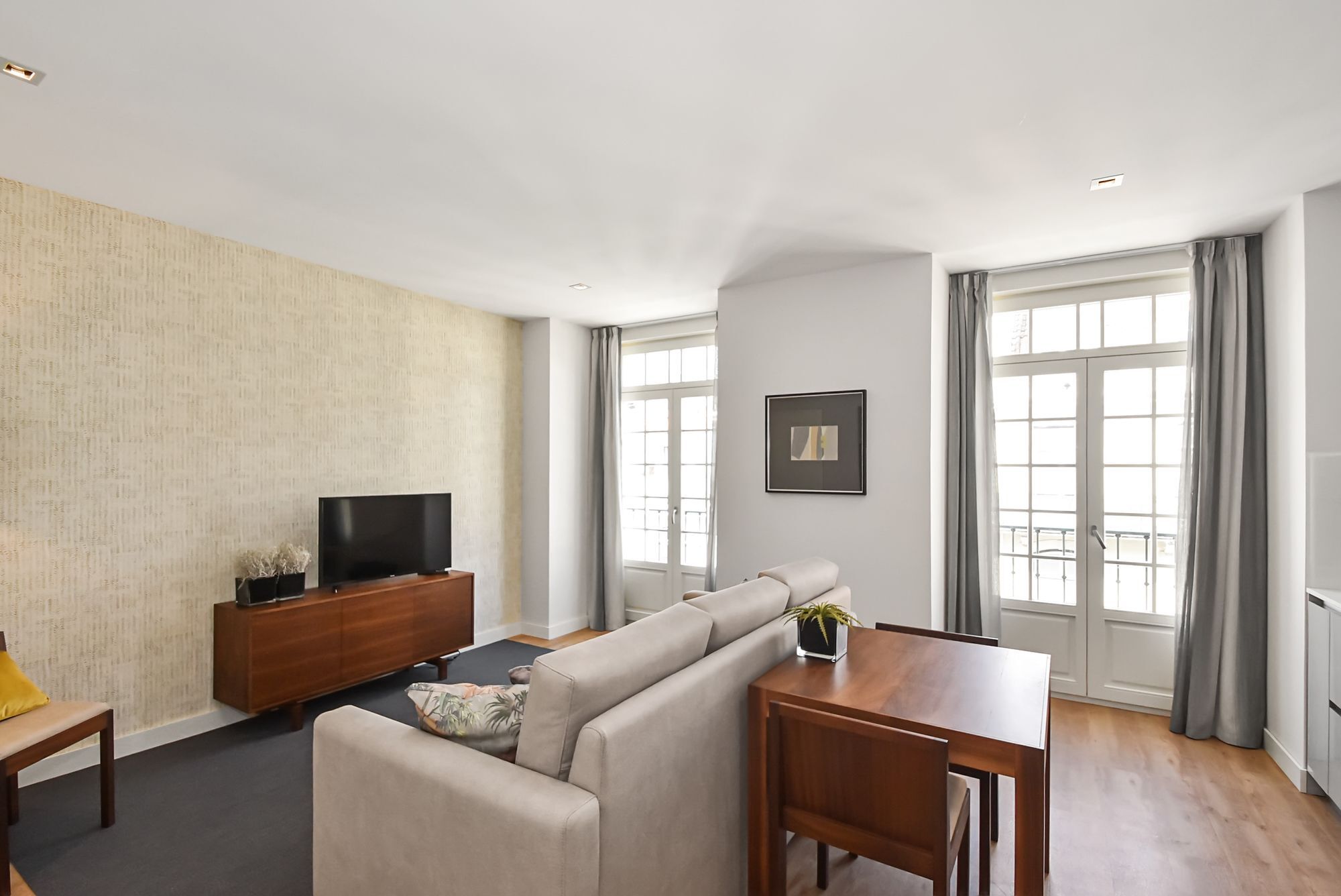 Augusta Serviced Apartment *